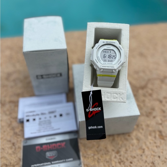 G-Shock White and Green Digital Watch - Picture 4 of 9